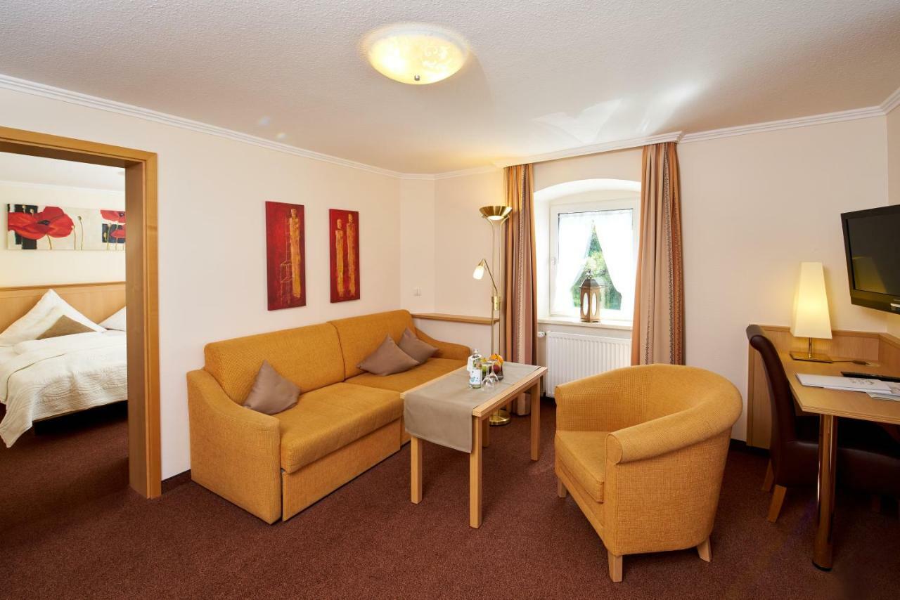 Landhotel Krolik Daun Exteriér fotografie