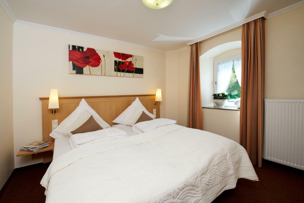 Landhotel Krolik Daun Exteriér fotografie